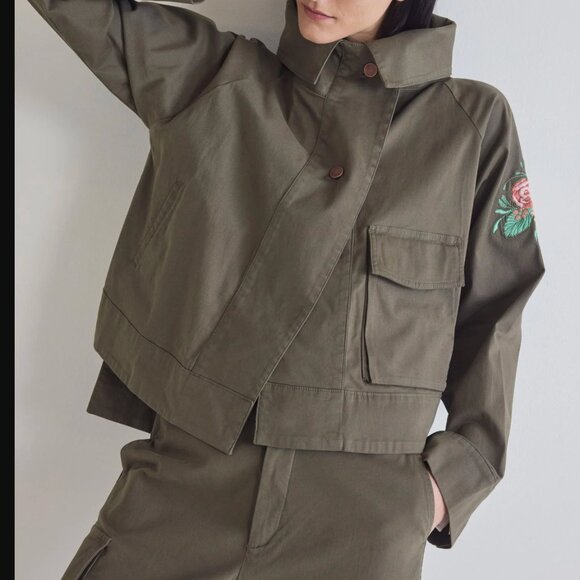 Coming Up Roses - Picture 3 of 3